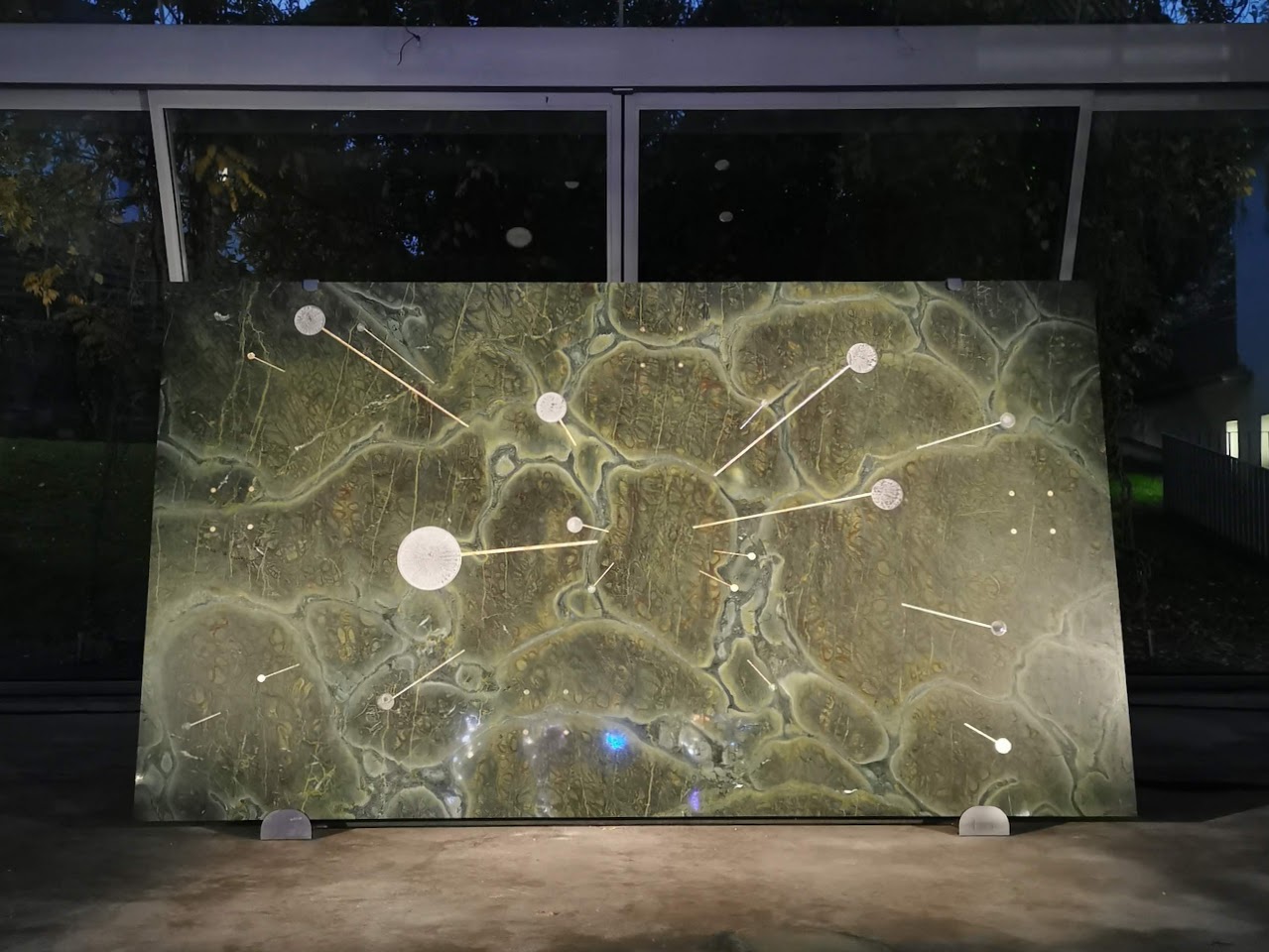 Gems in Metal, FACE001